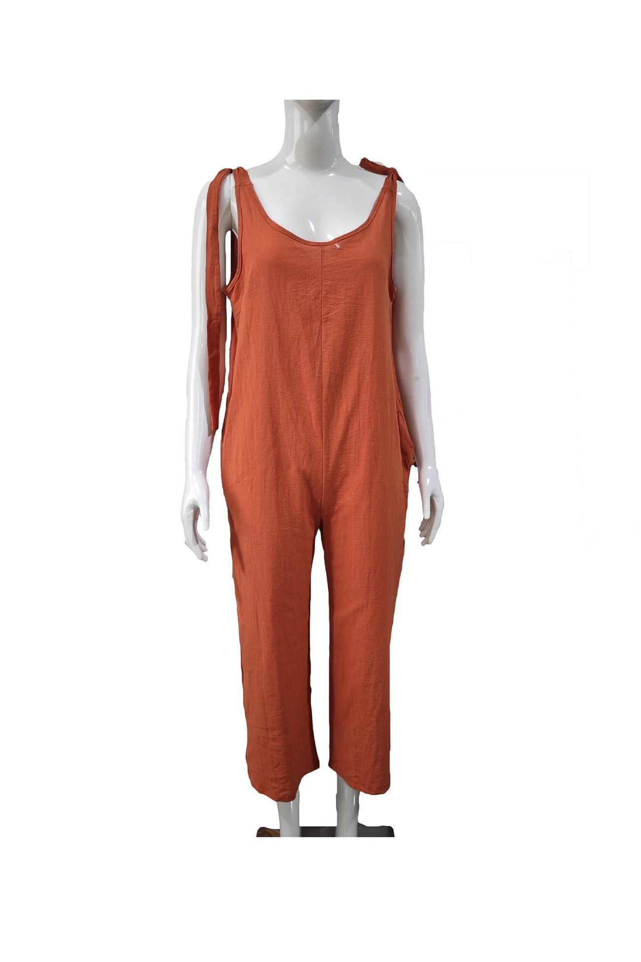 Rückenfreier Jumpsuit mit Taschen und Kordelträgern