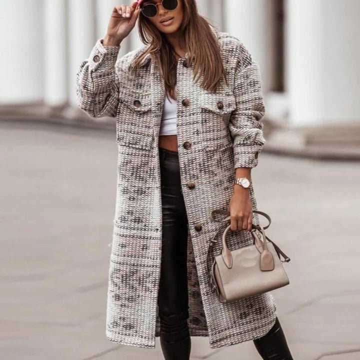 Schwarzer Retro-Mantel mit Muster - Clara