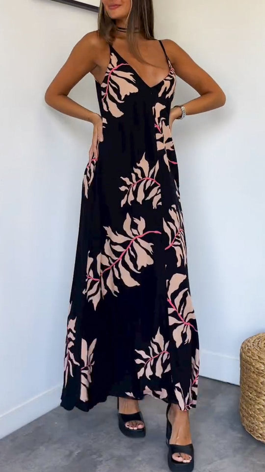 Luftiges maxikleid im tierfelldesign