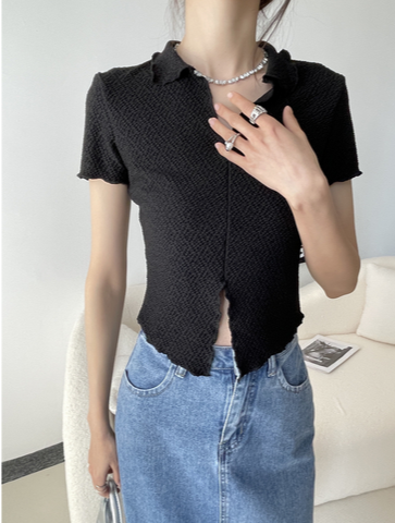 Schwarzes Herzknopf Shirt - Sophie