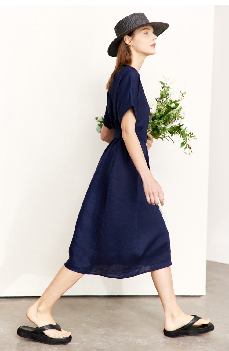 Charmantes Midikleid mit Gürtel – Klassisch & Komfortabel