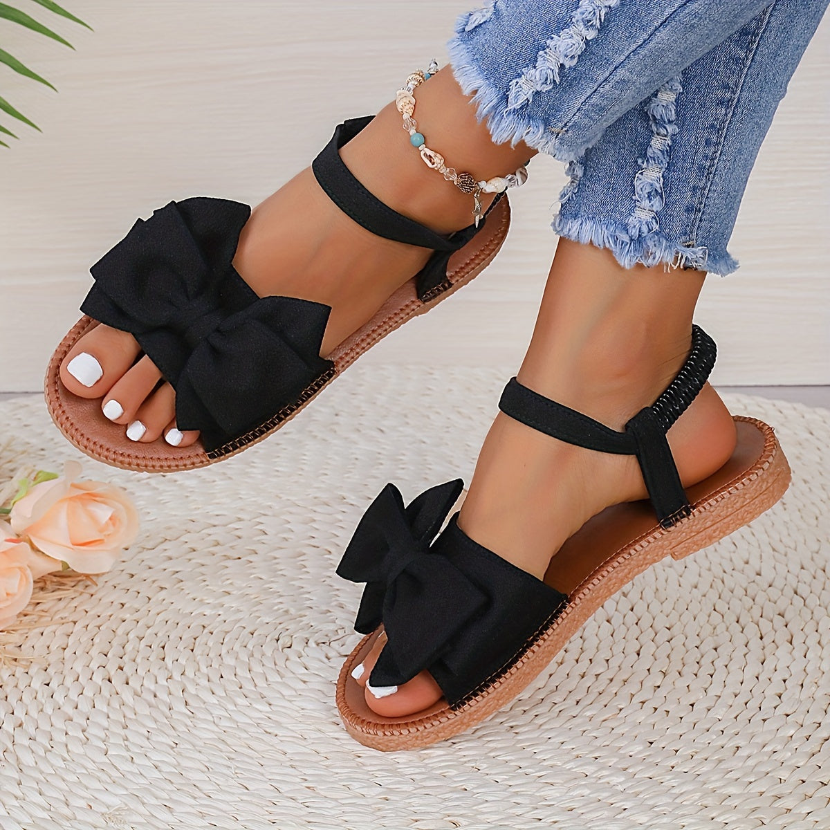 Schwarze Bogen-Sandalen - Jessica