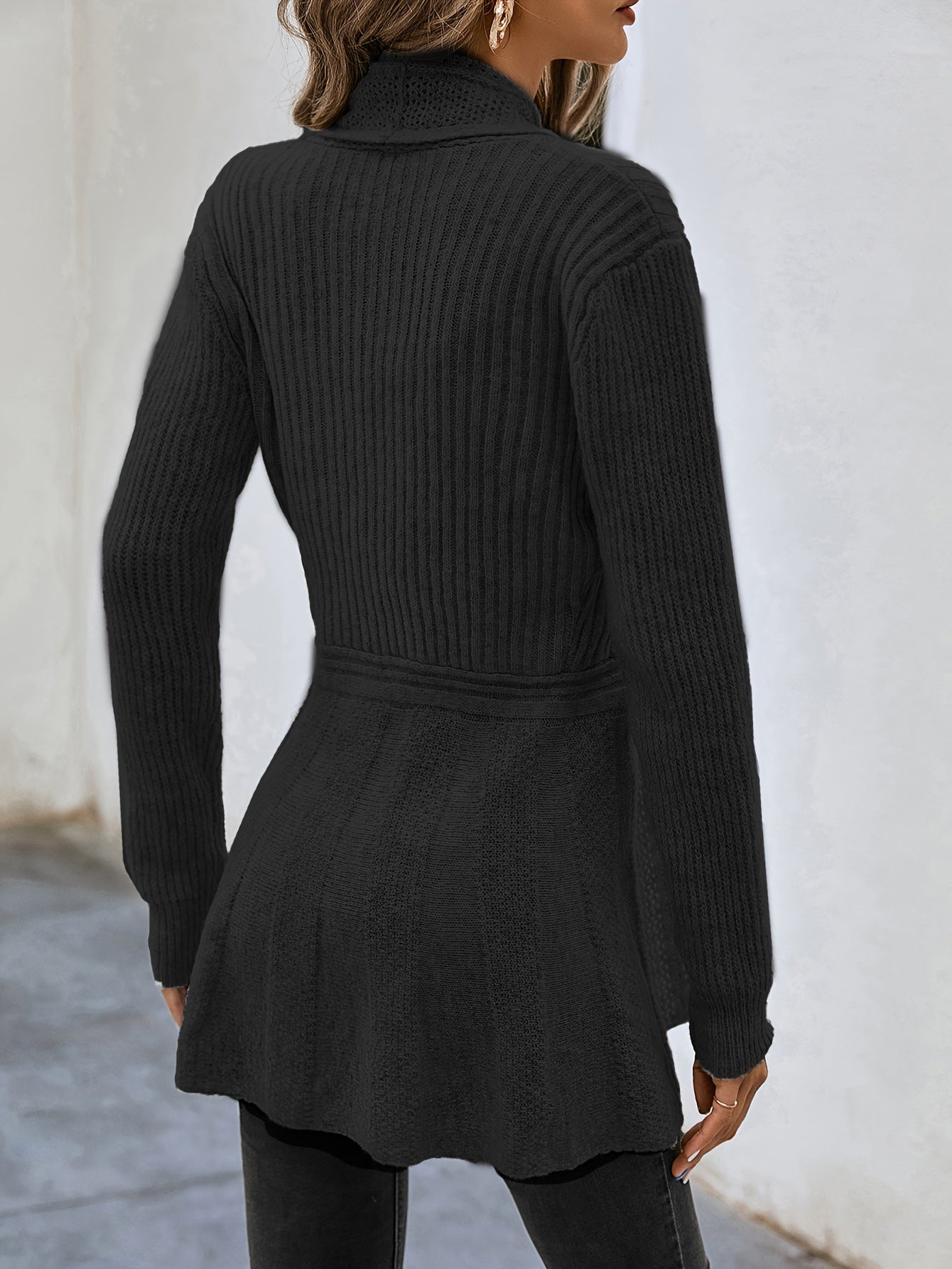 Hellgrauer Rüschen-Cardigan - Anna