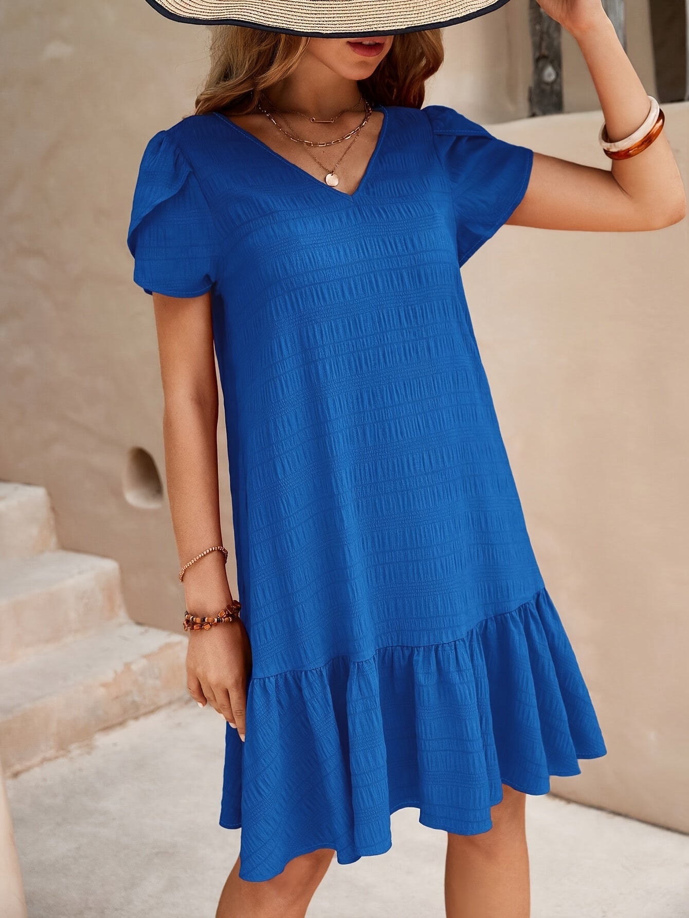 Schwarzes Kleid mit Rüschen - Anna