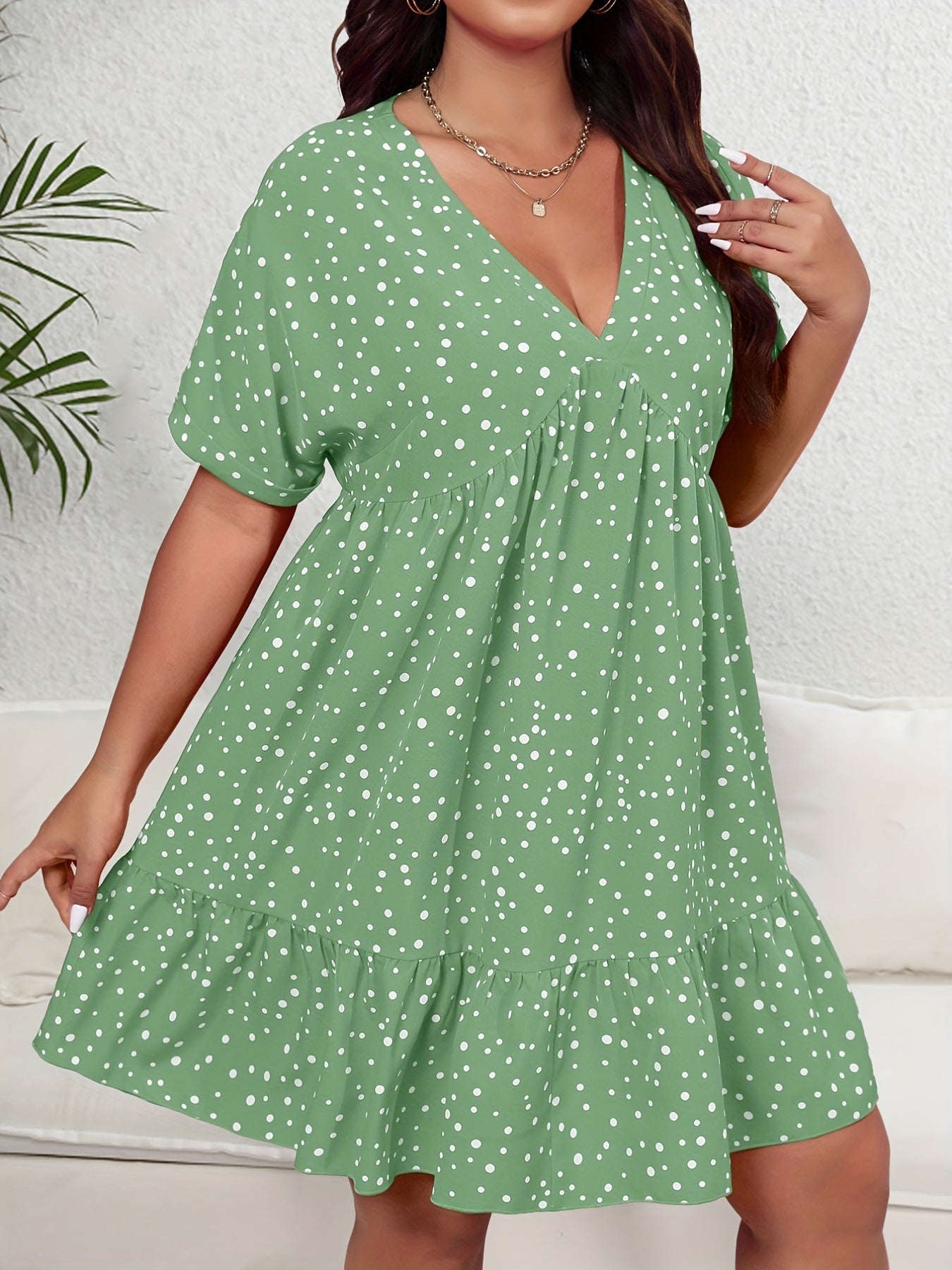 Fuchsiafarbenes Plissee-Kleid- Lena