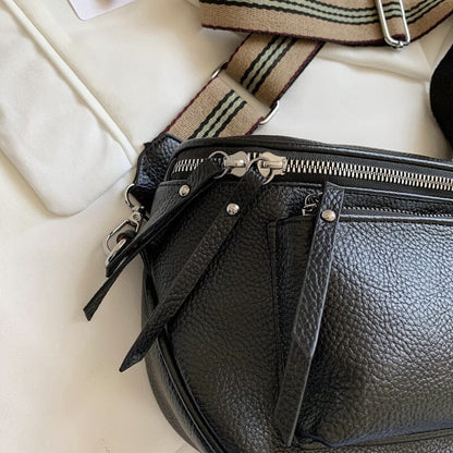 Maya - Weißer Crossbody-Beutel mit Zipper-Details