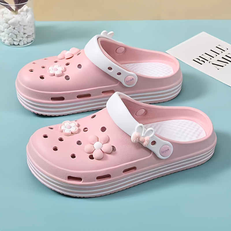 Weiße Blumen-Clogs – Emma