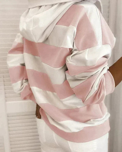 Lara - warmer und modischer kapuzenpullover