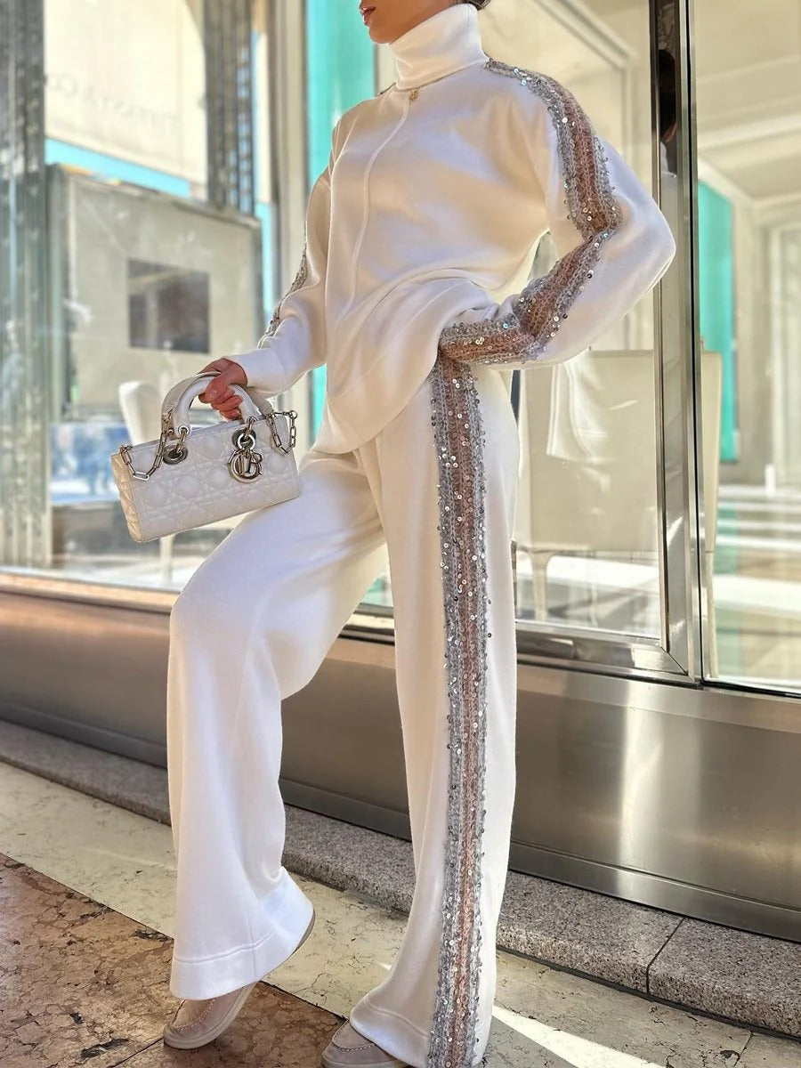 Glamouröser Glitzer-Trainingsanzug mit Strassstreifen