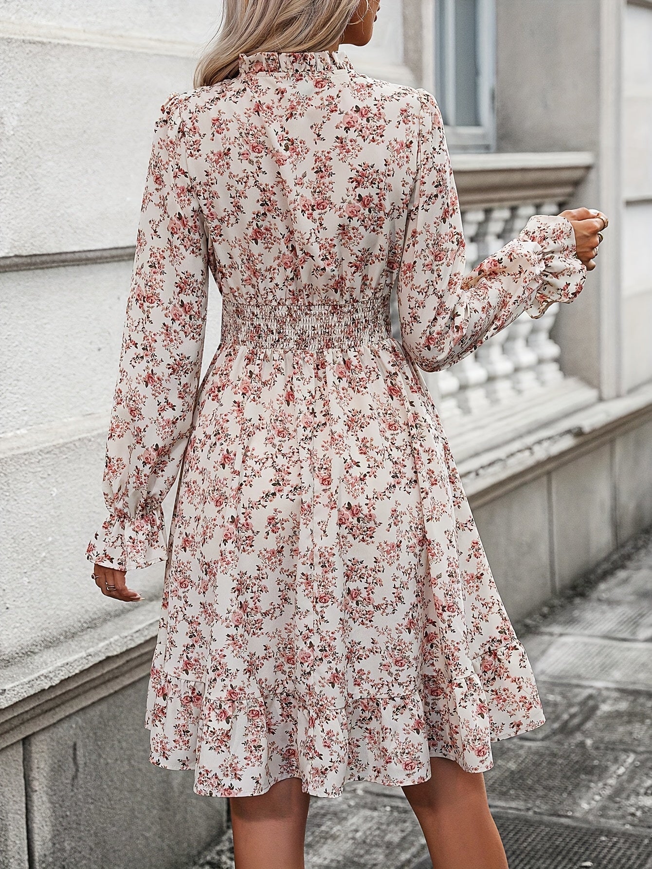 Apricot Blumenprint Kleid - Sophia