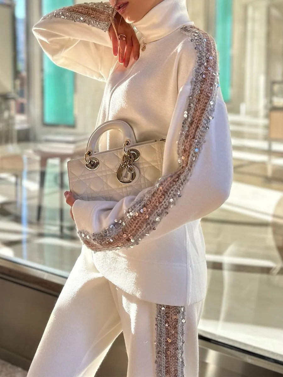 Glamouröser Glitzer-Trainingsanzug mit Strassstreifen