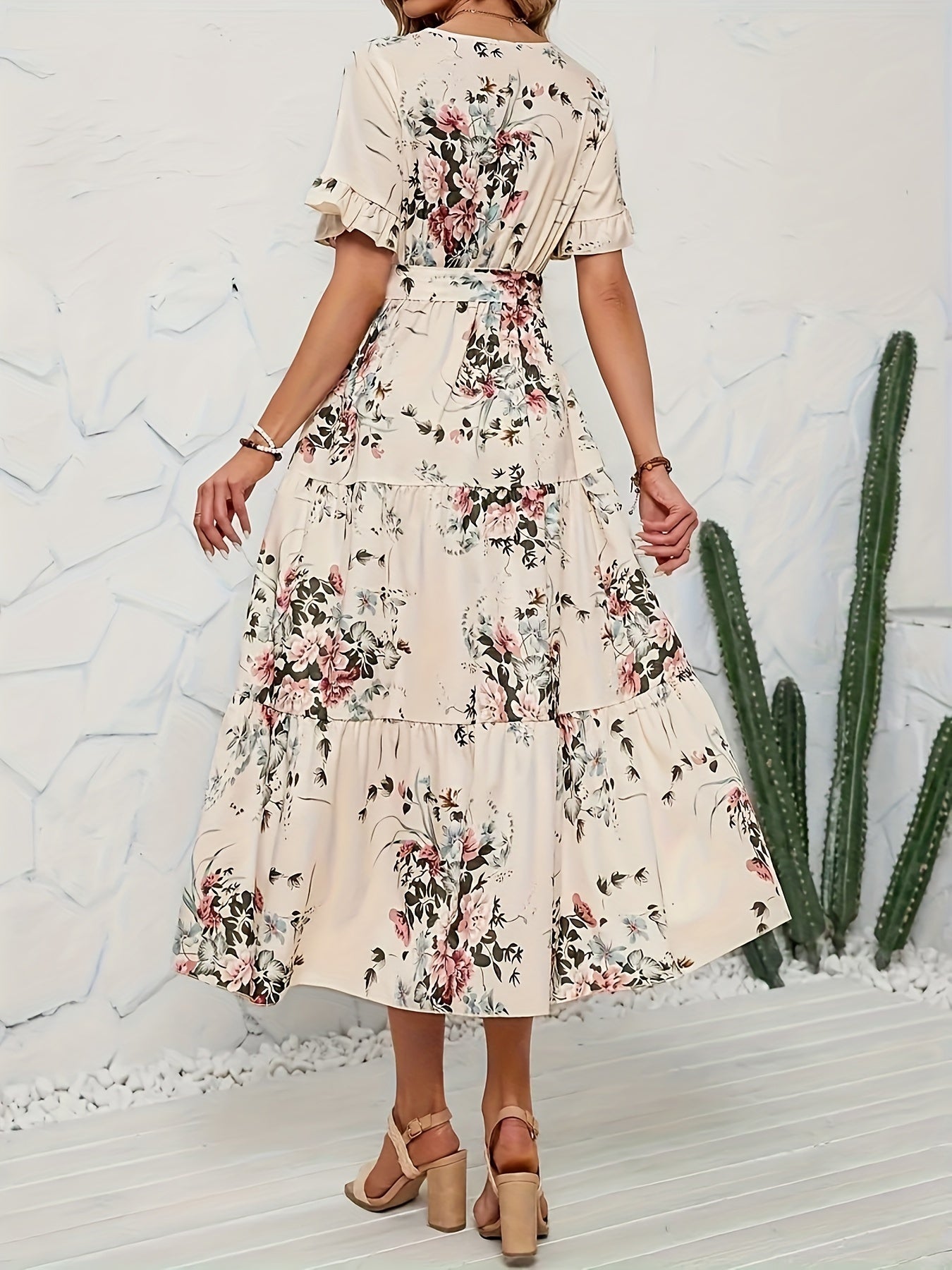 Beiges Blumen Maxikleid - Emilia