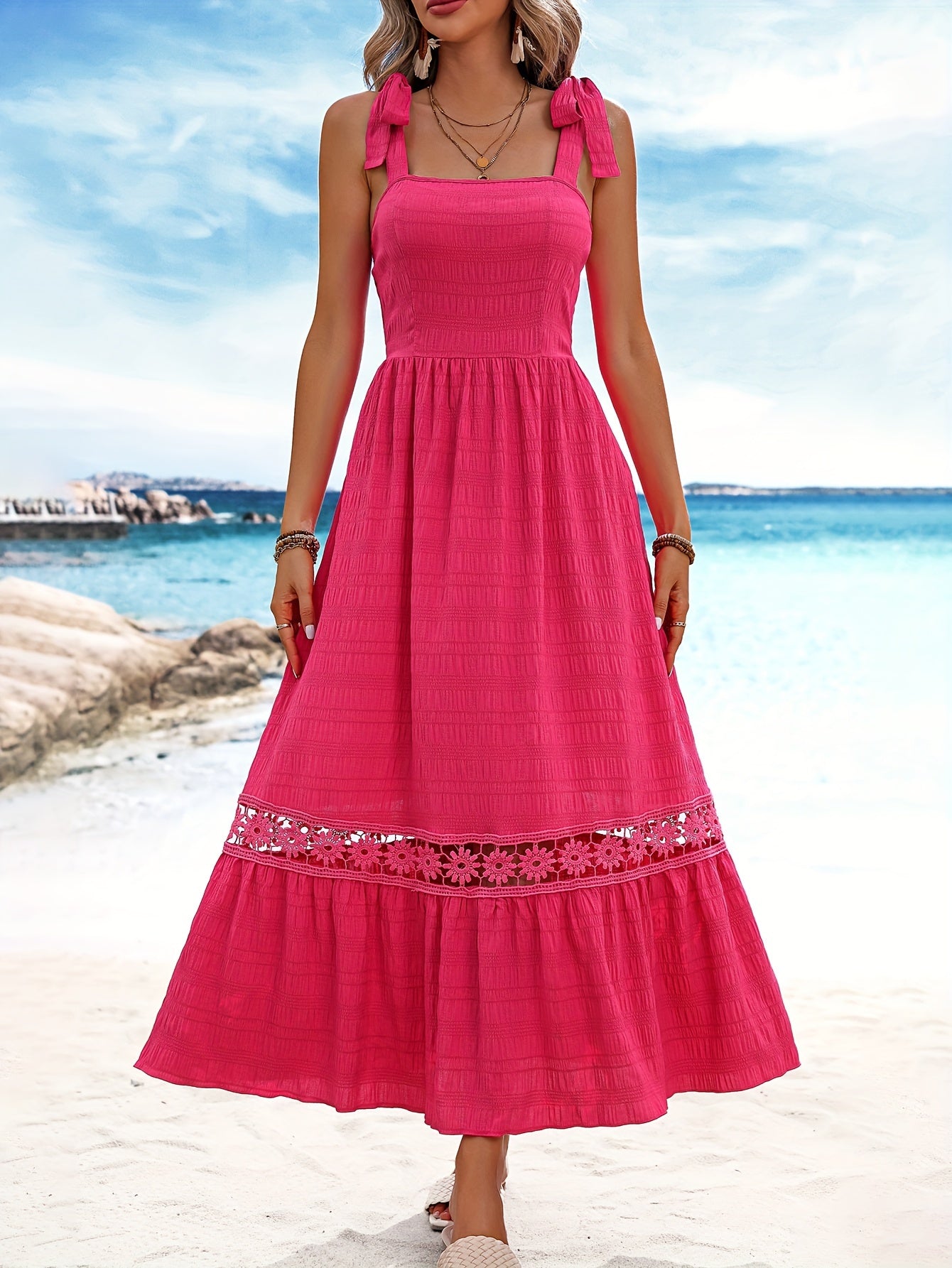 Rotes maxikleid mit spitzendetail und schleifen - Emily