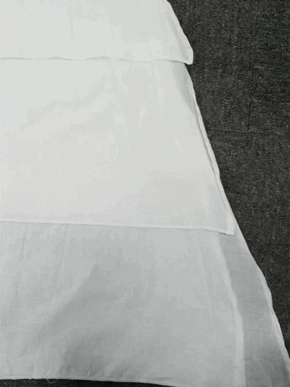 Asymmetrisches lagen-look kleid mit lockerer passform