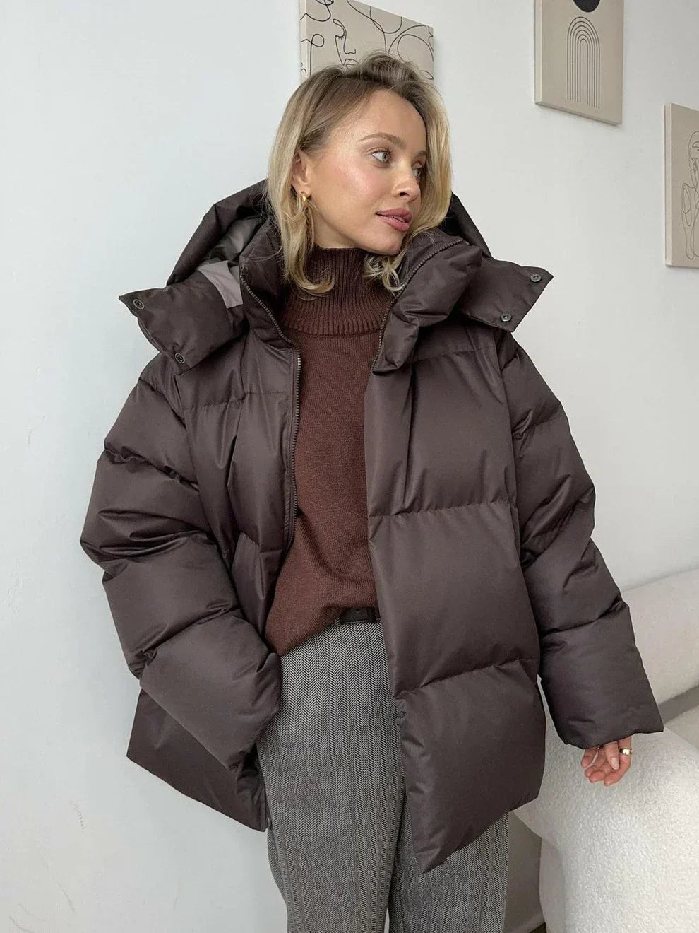 Jana – gepolsterte baumwolljacke mit kapuze und kurzer passform