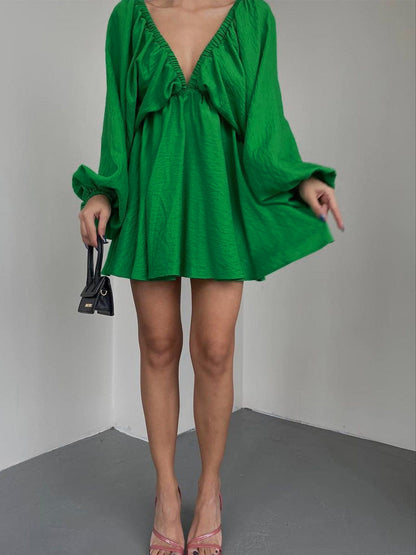 Amelie - Beige V-Ausschnitt Minikleid