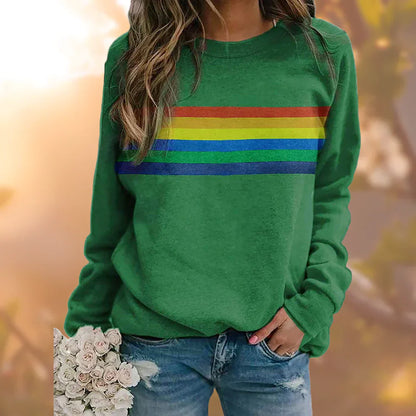 Riley – weicher pullover mit regenbogenmuster