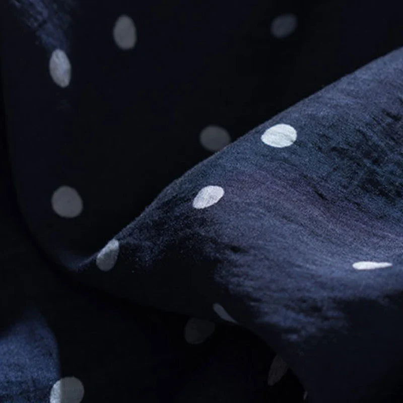 Annika - Marineblaues Pünktchenkleid