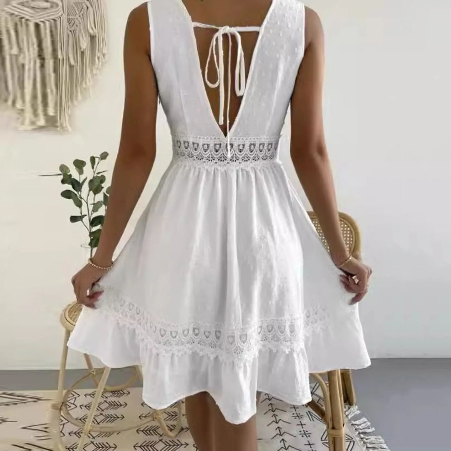 Amelie - Weißes Spitzen-Sommerkleid