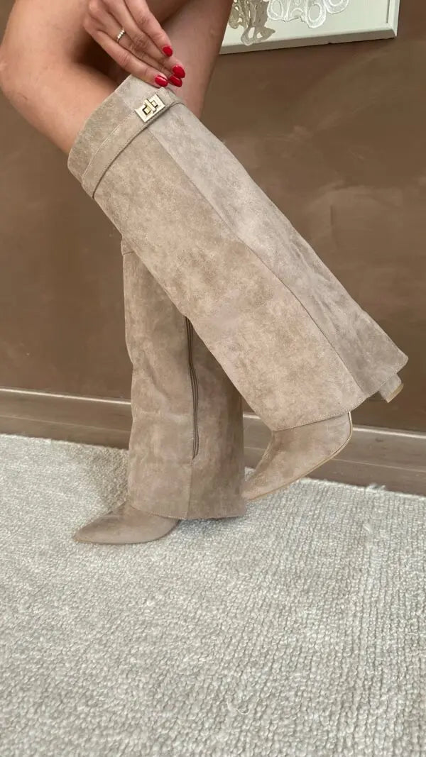 Beige wildlederstiefel für damen