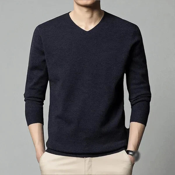 Klassischer herrenpullover mit v-ausschnitt aus merinowolle und kaschmir – herren
