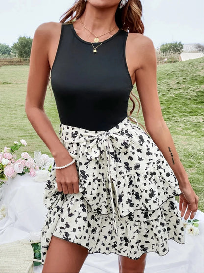 Schwarz-weißes Kleid mit Schleifenrock - Viola