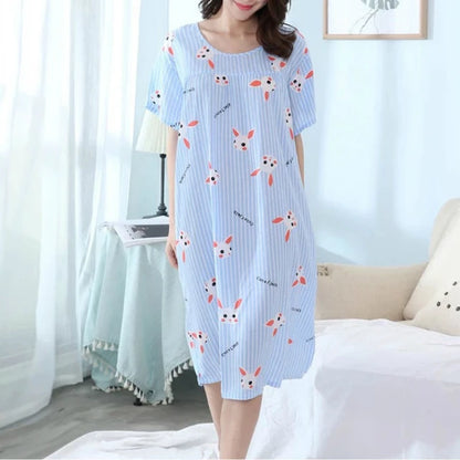 Eva - Rosa Trendiges Nachthemd mit Print