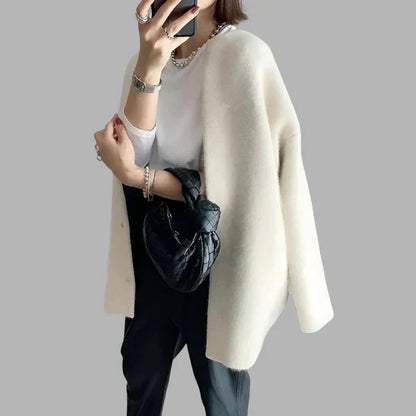 Oversize-strickjacke mit knöpfen für damen – damen