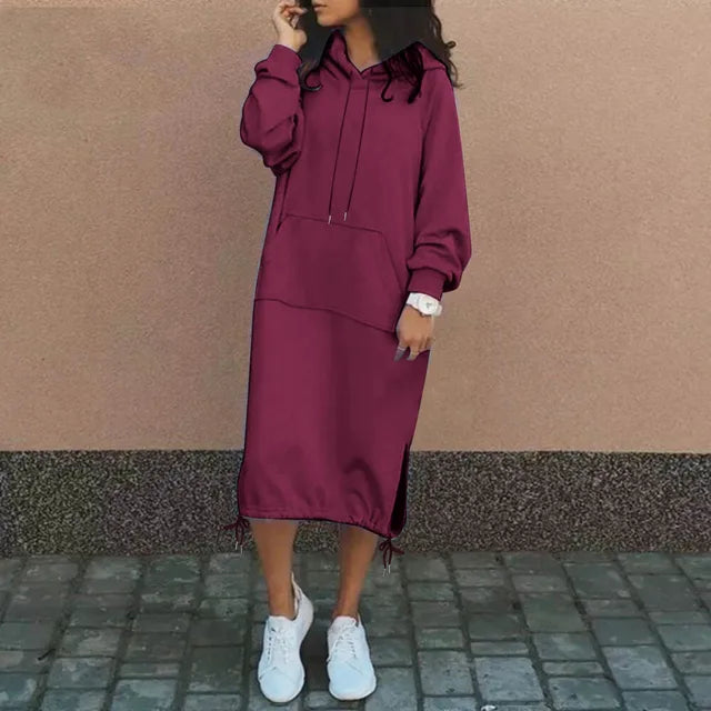Urbanes hoodie-kleid mit kängurutasche