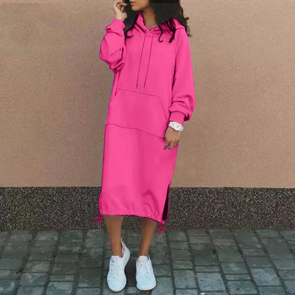 Urbanes hoodie-kleid mit kängurutasche