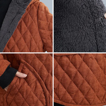 Eleganter gesteppter langer Mantel