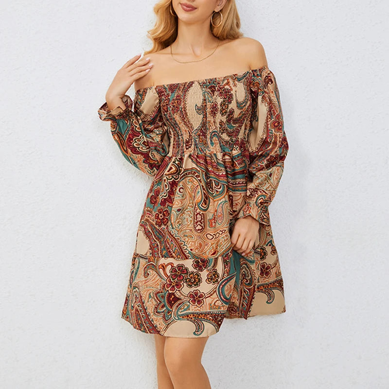 Beiges schulterfreies Minikleid mit Paisley-Muster - Sophia