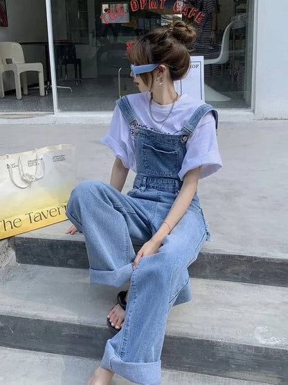 Hellblaue jeans-latzhose - mia