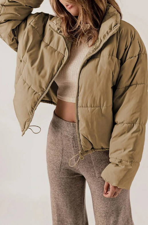 Lia – moderne daunenjacke aus hochwertigem material