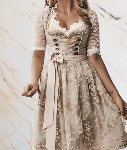 Rogue | dirndl kleid mit spitzenschürze und herzausschnitt für frauen