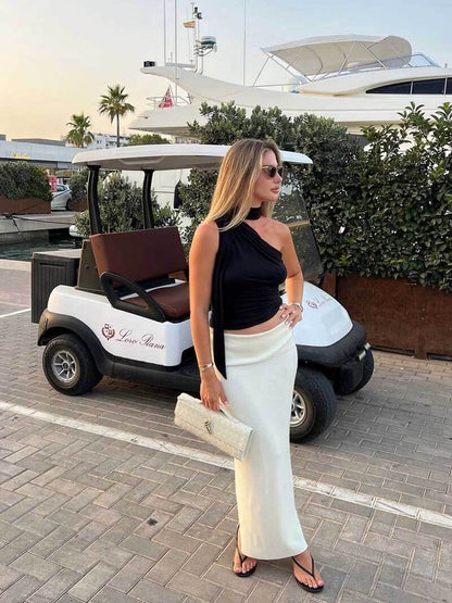 Schwarze Clutch mit Goldverschluss - Elina