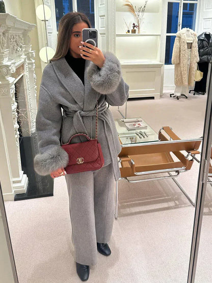 Damen mantel mit kunstfellbesatz – eleganter winter-kurzmantel