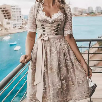 Rogue | dirndl kleid mit spitzenschürze und herzausschnitt für frauen