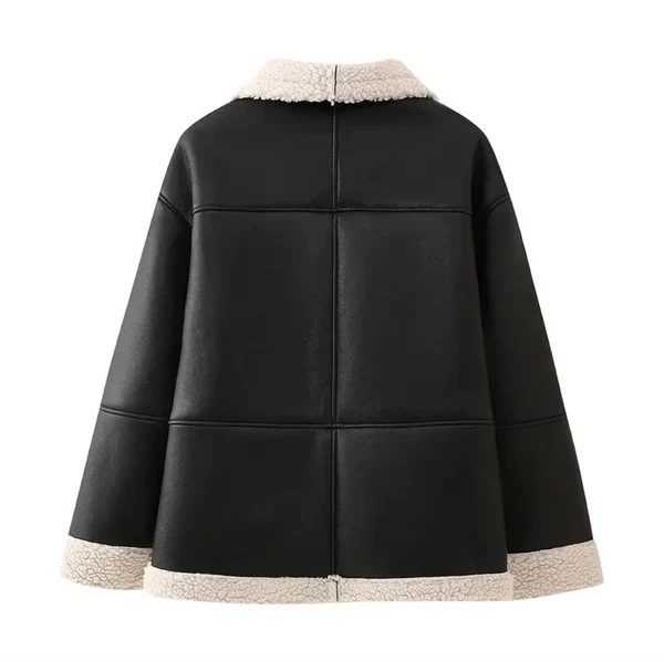 Schwarzer damen-wintermantel aus leder mit pelzfutter – damen