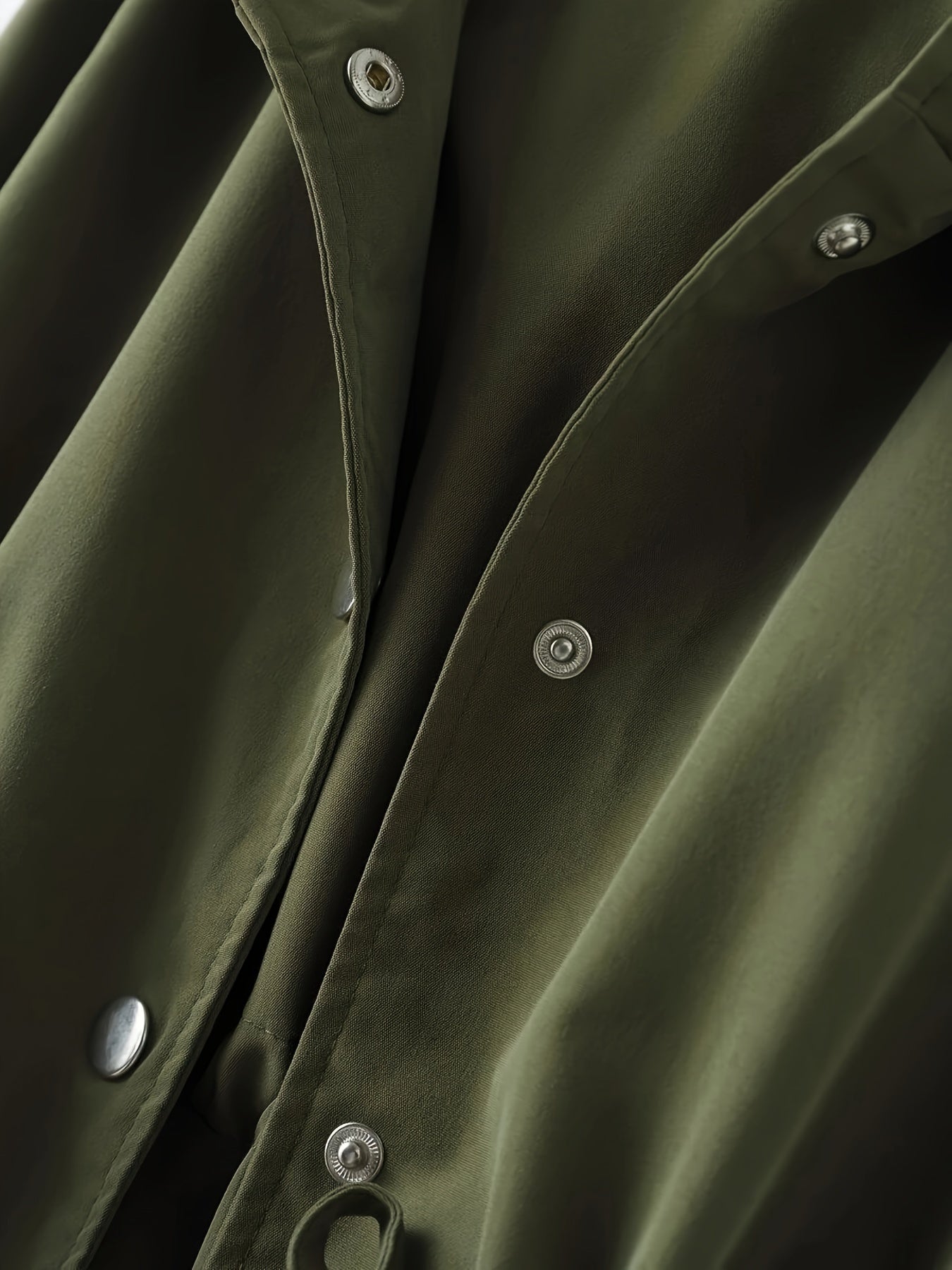 Lässige Kapuzenjacke mit Druckknöpfen