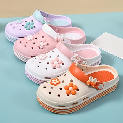 Weiße Blumen-Clogs – Emma