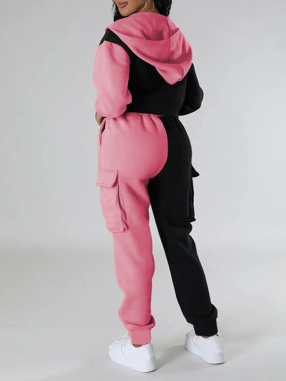 Trendiger Color-Blocking Zweiteiler mit Kapuze