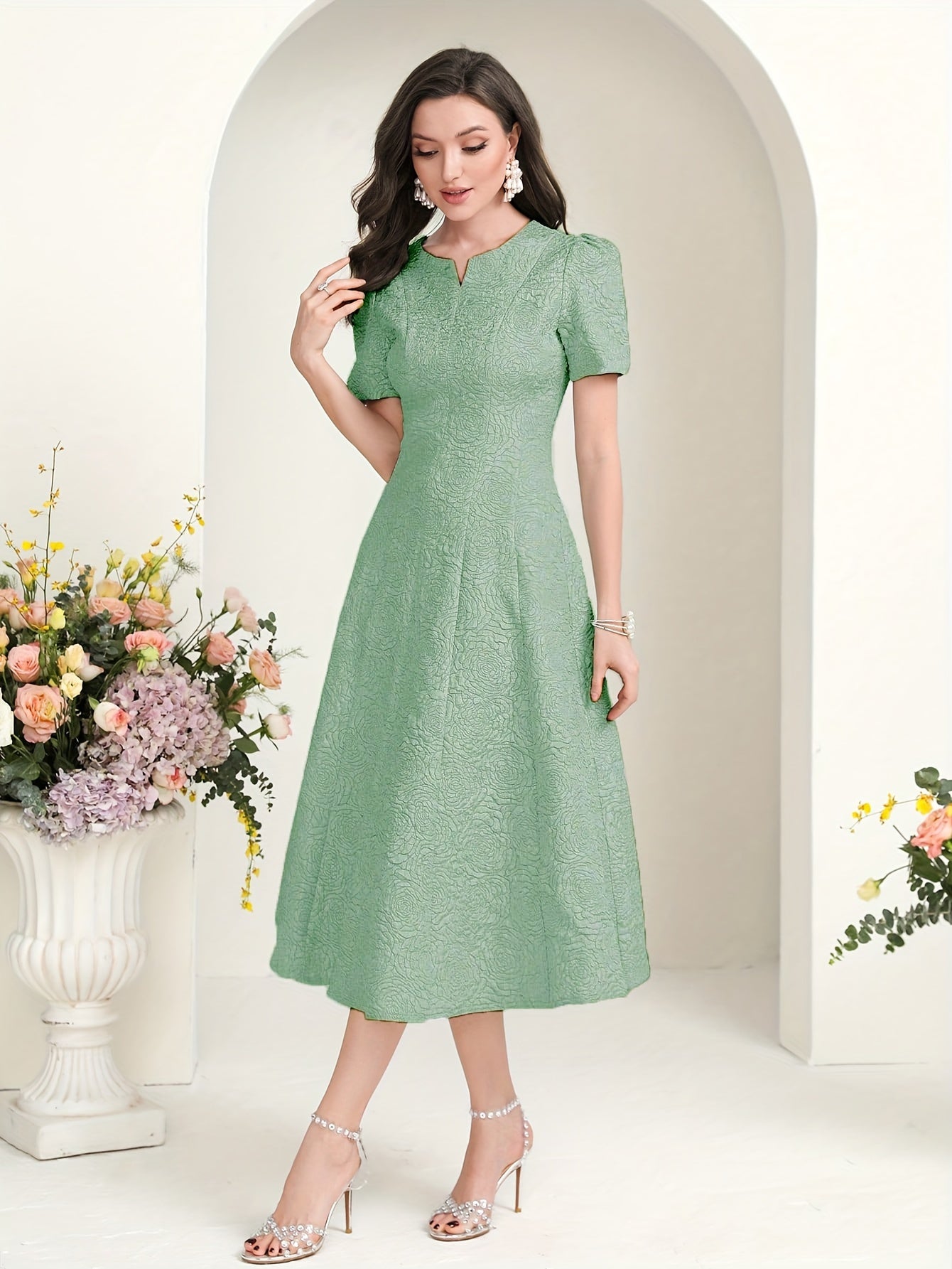 Fliederfarbenes Kleid mit Puffärmeln - Clara