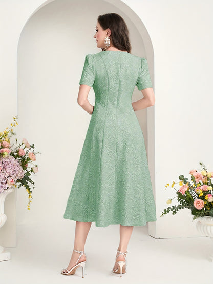 Fliederfarbenes Kleid mit Puffärmeln - Clara