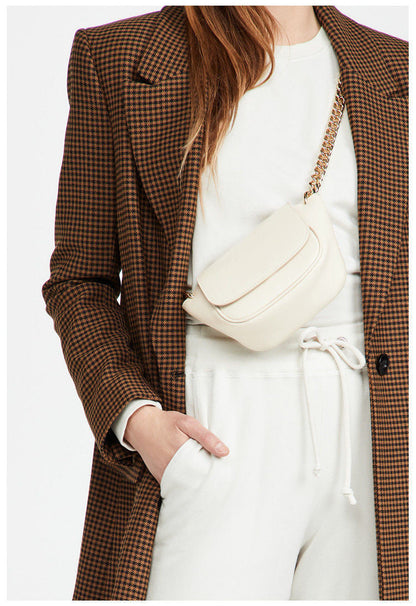 Luna - Kompakte Schultertasche in Cremeweiß