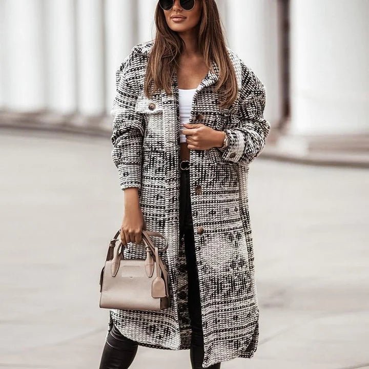 Schwarzer Retro-Mantel mit Muster - Clara