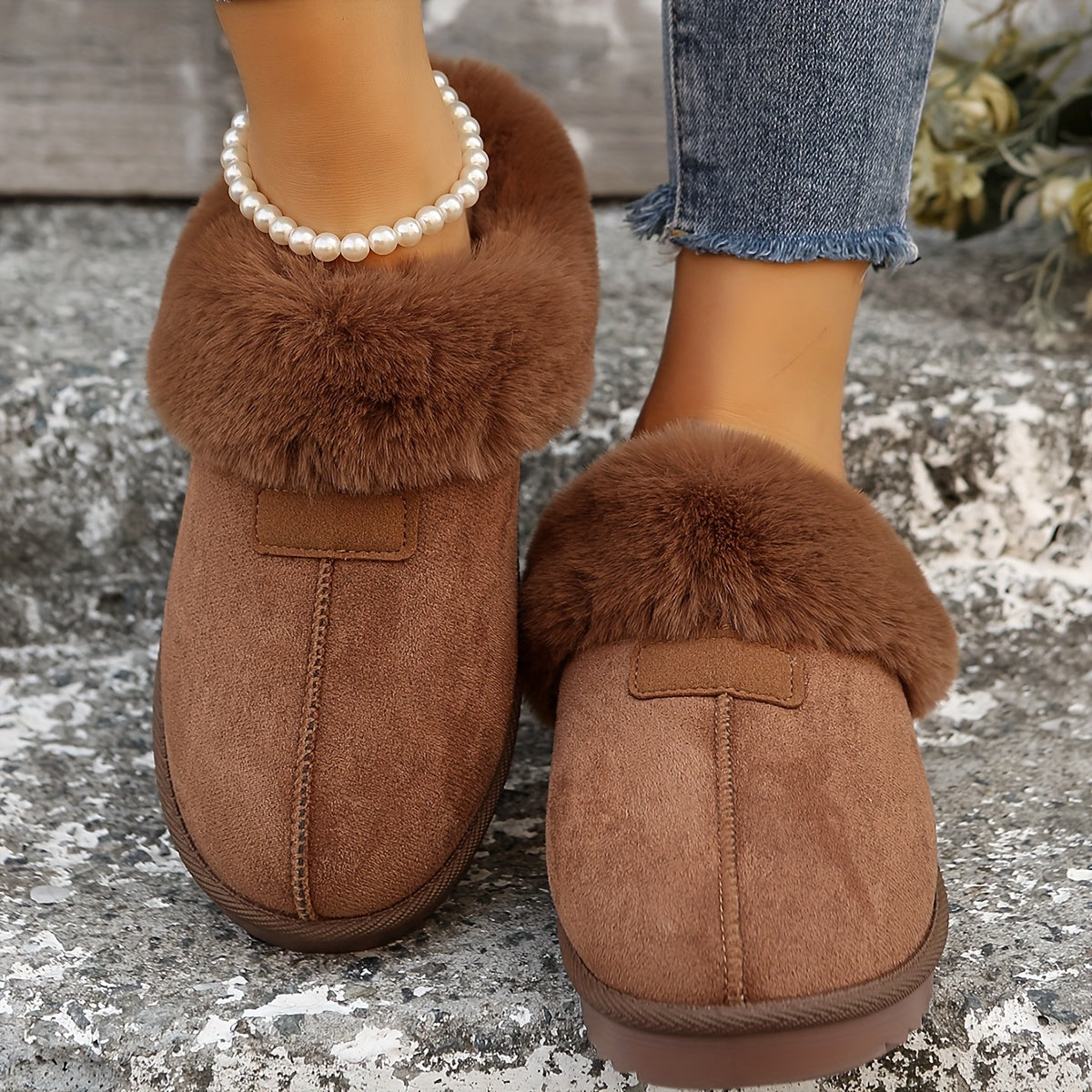 Flauschig gefütterte Hausschuhe für ultimativen Komfort und Stil