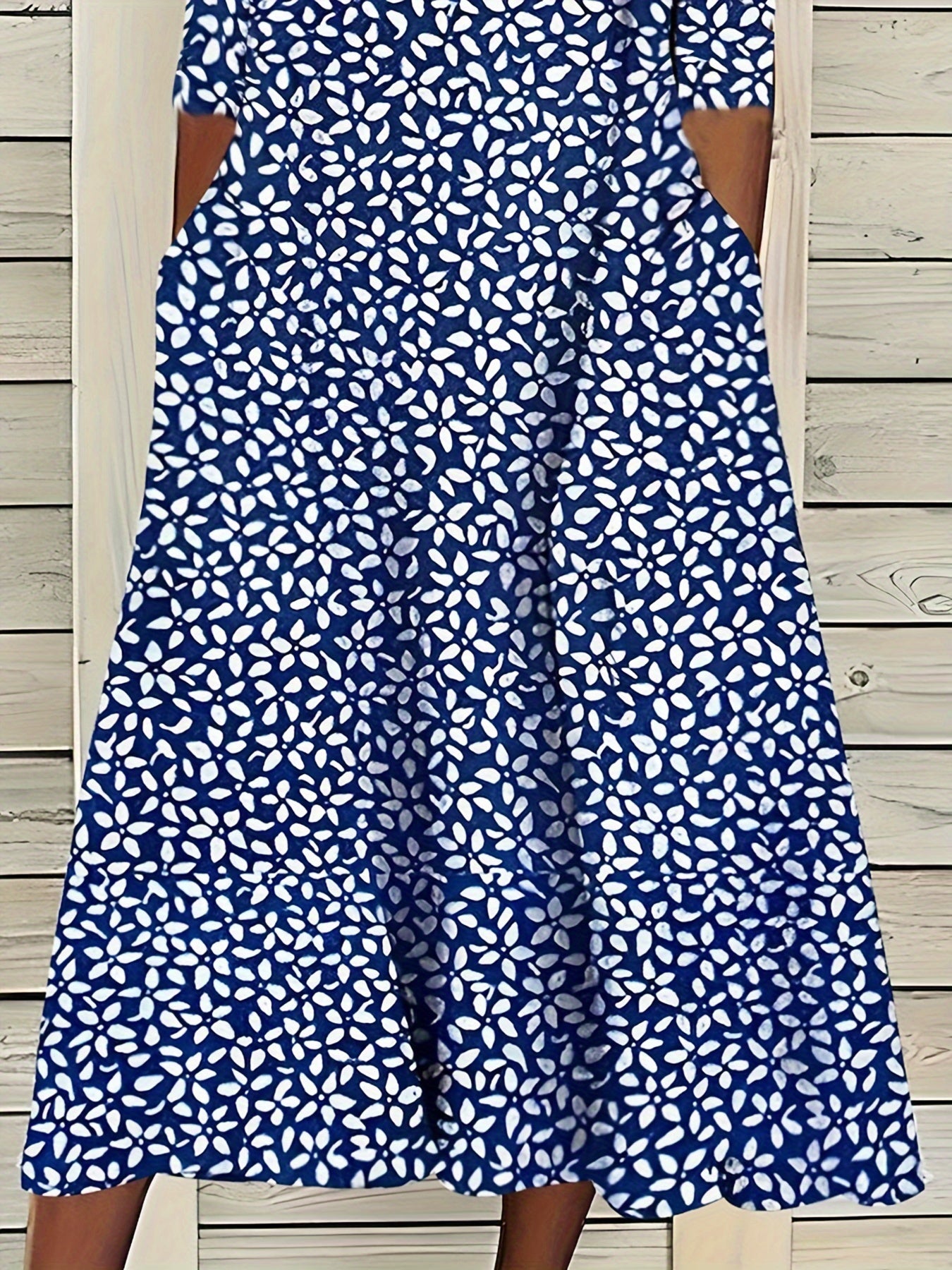 Blau-Weißes Musterkleid - Mia