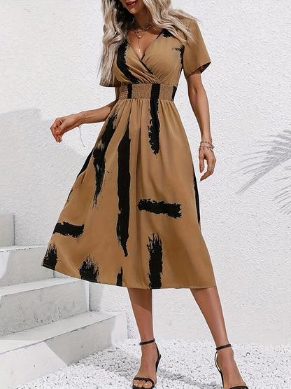 Kamel Grafikdruck Midikleid mit V-Ausschnitt - Emma