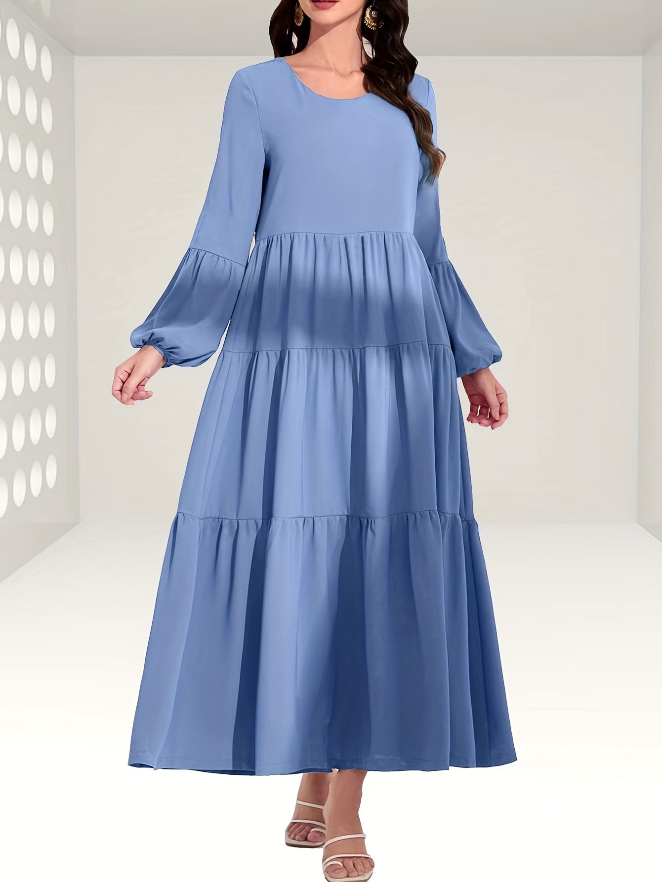 Blaues Maxikleid mit Volants - Clara